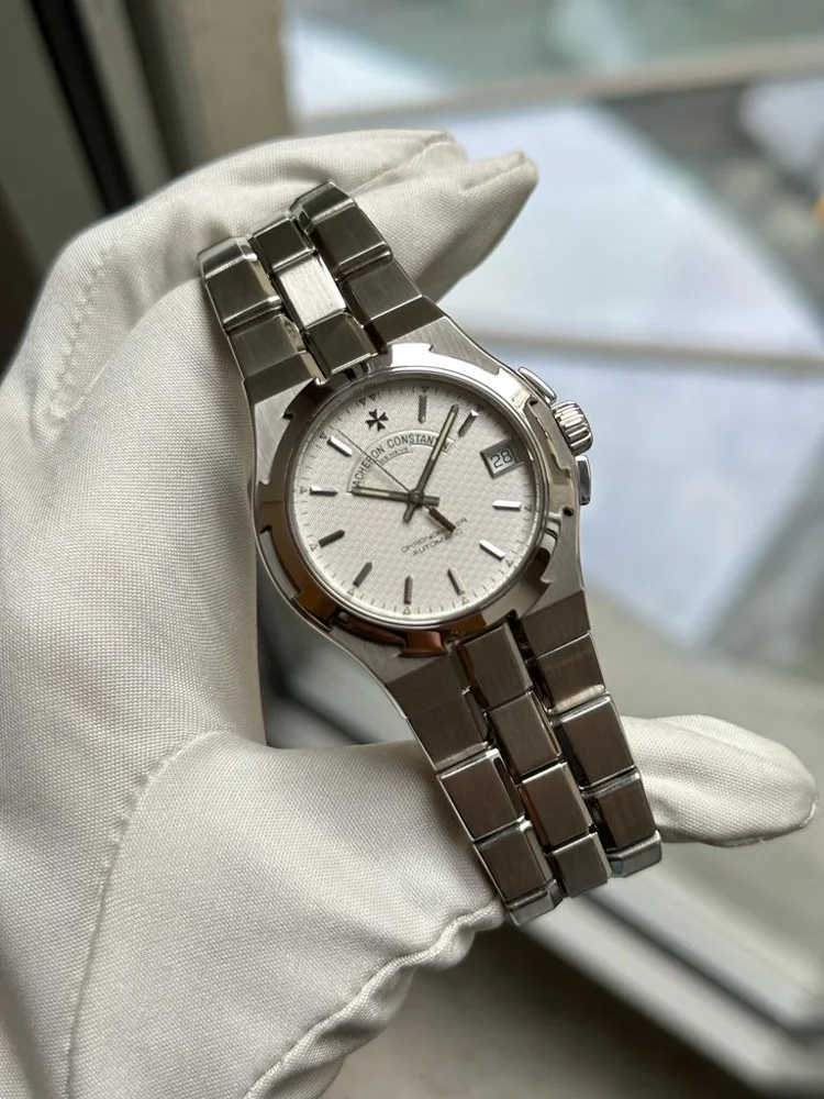 Vacheron Constantin Overseas 42052 Box+Papers 1999